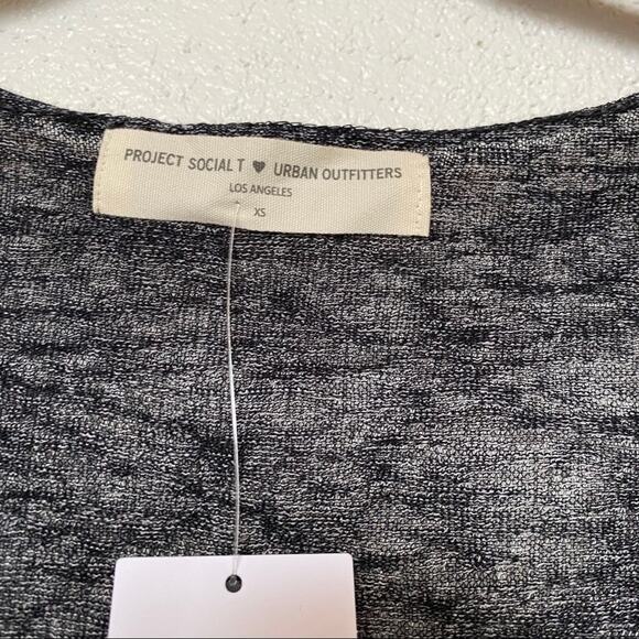 Project Social T x Urban Outfitters Grey V-Neck Tee Size XS - Picture 6 of 12